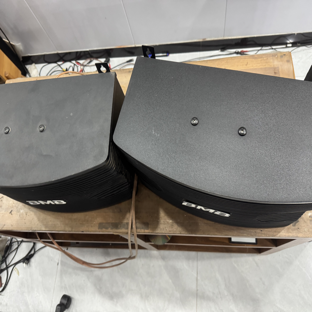 9新 bmb 二手bmb卡包音响，运费自理，不支持无理由退换货