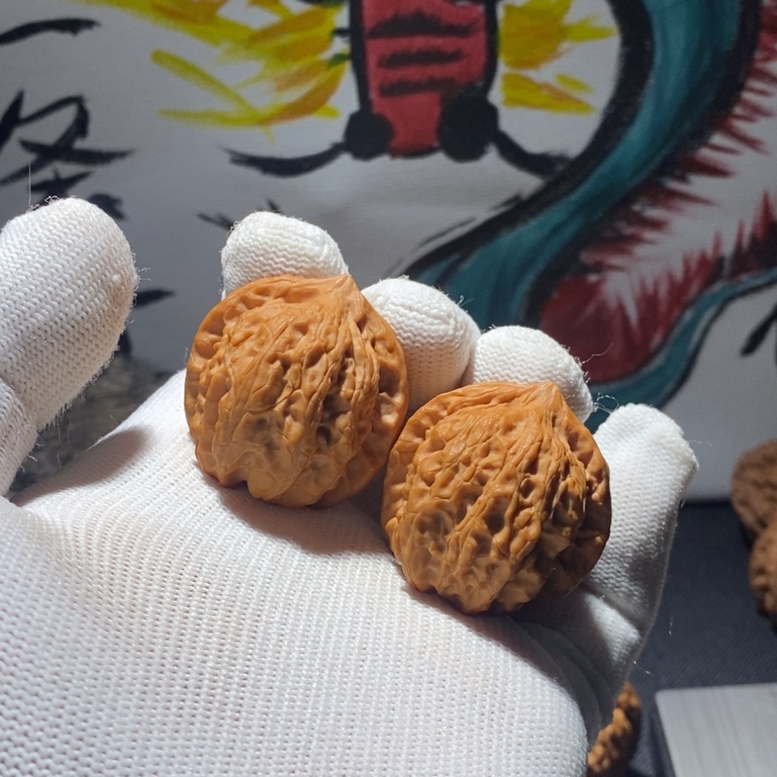 文玩核桃吊坠33文玩核桃