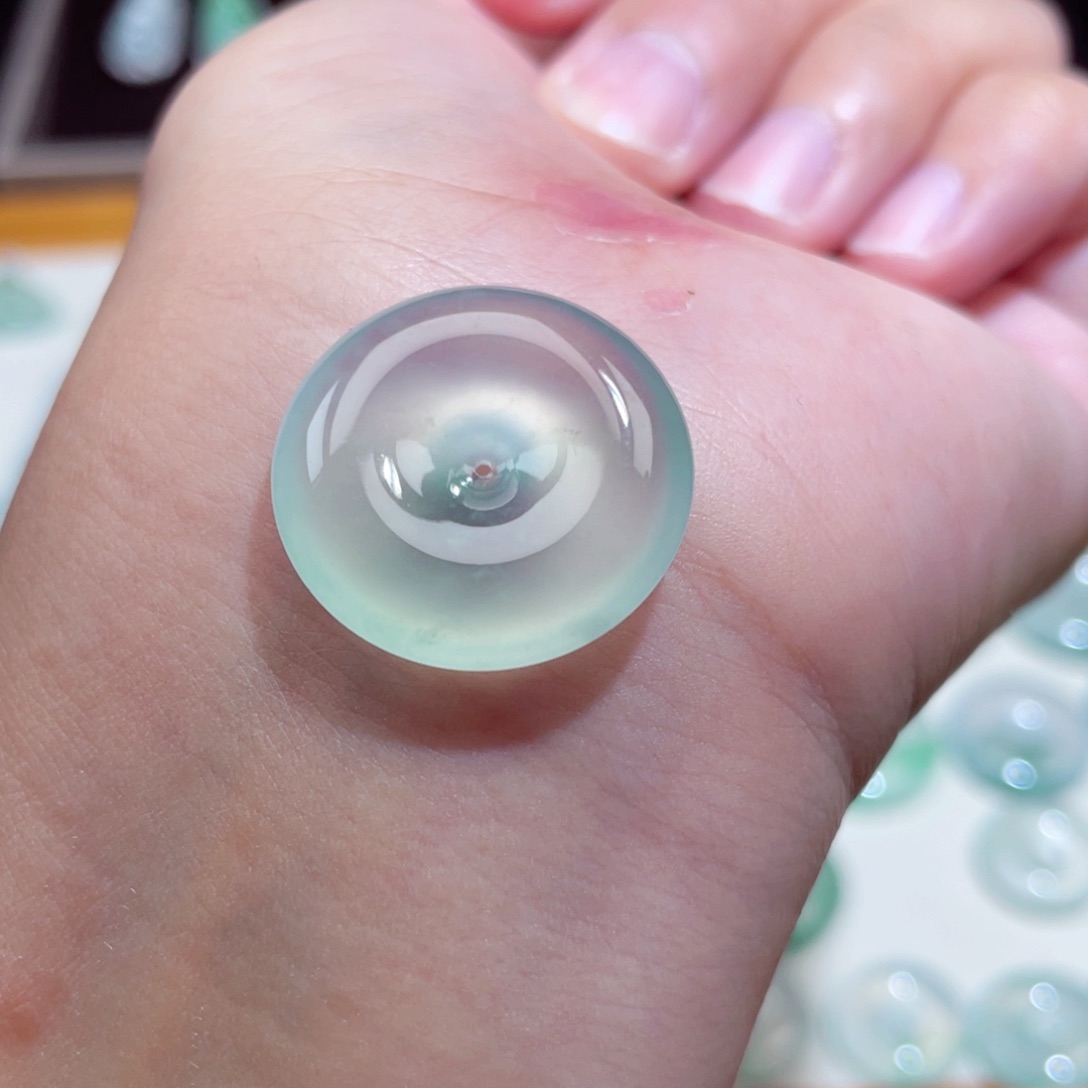 颈饰未镶嵌翡翠扣子