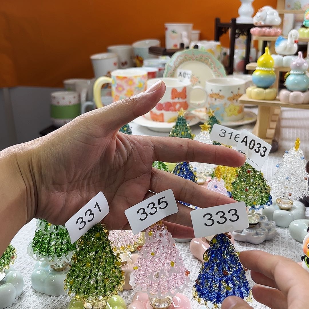 沐****陶景德镇等多座博物馆展出