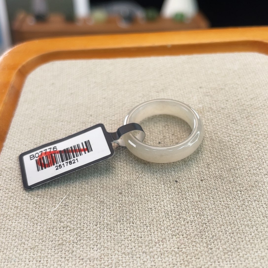 和田玉未镶嵌戒指Y84粉紫泥鳅背16.9不退换