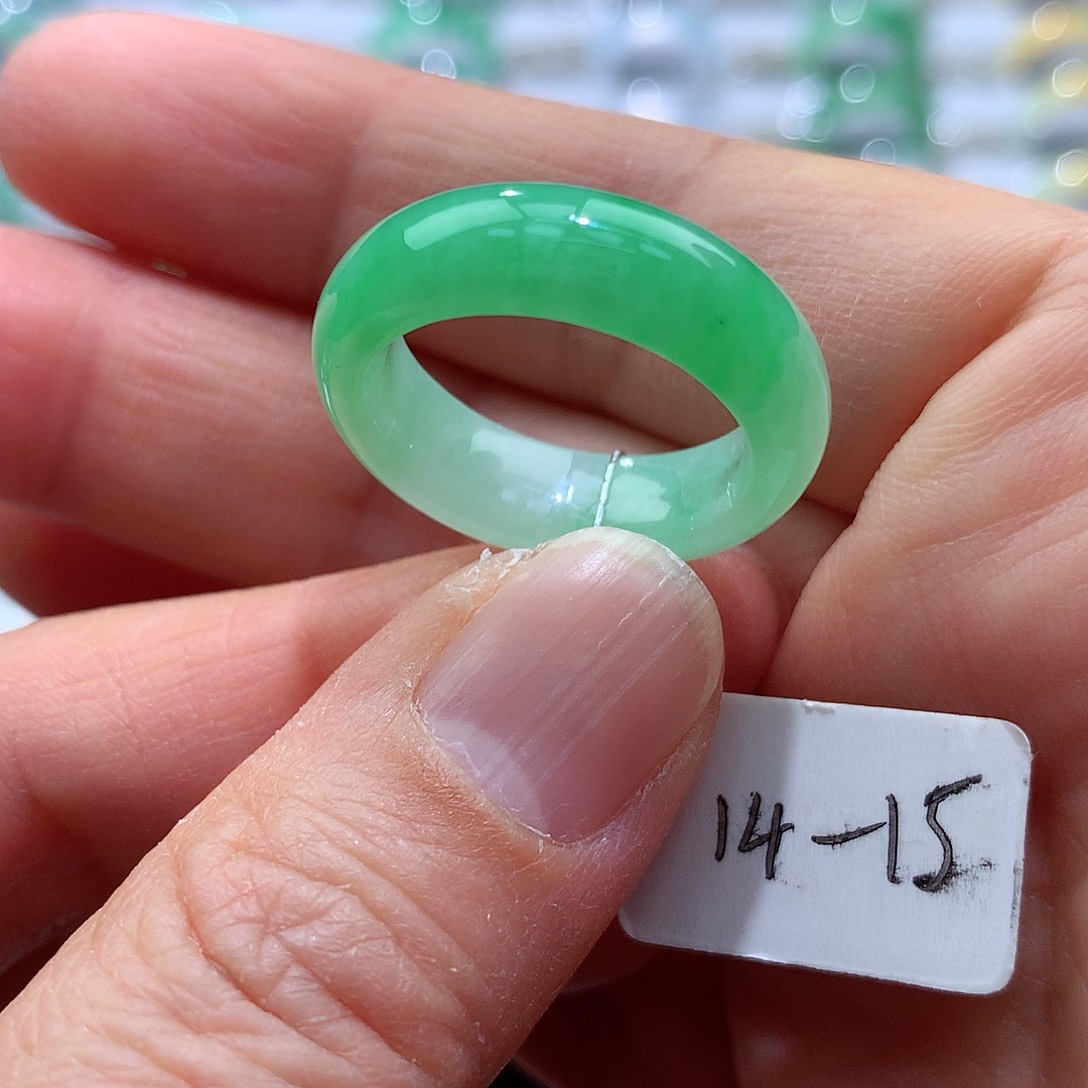 翡翠戒指未镶嵌14-15号