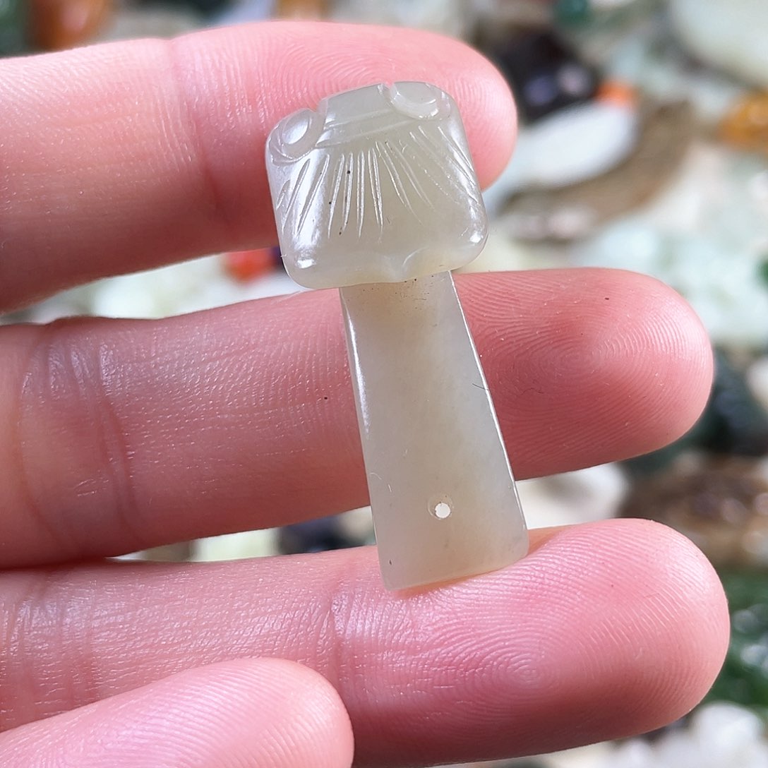 和田玉（糖玉）颈饰未镶嵌