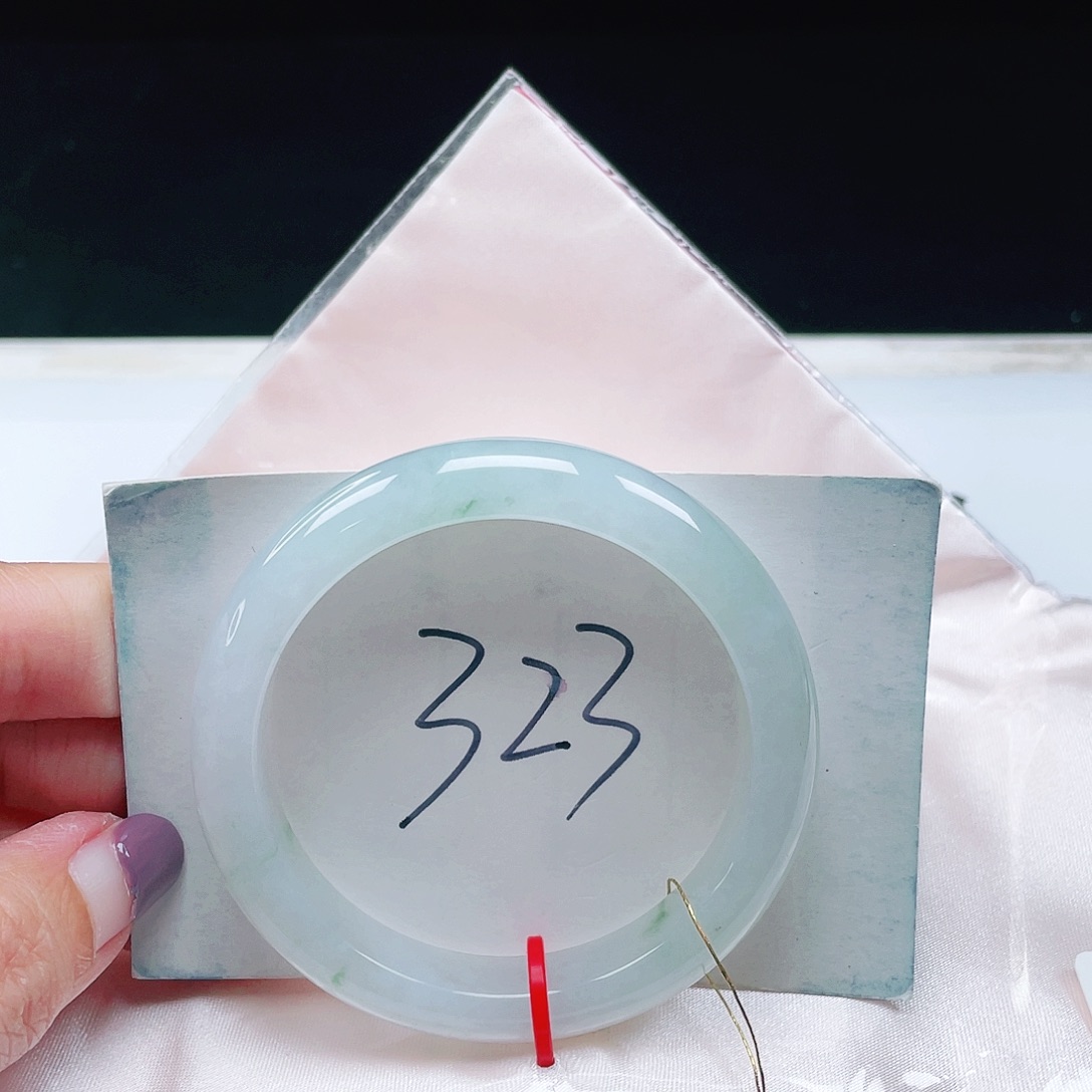 翡翠未镶嵌手镯缅甸翡翠52+