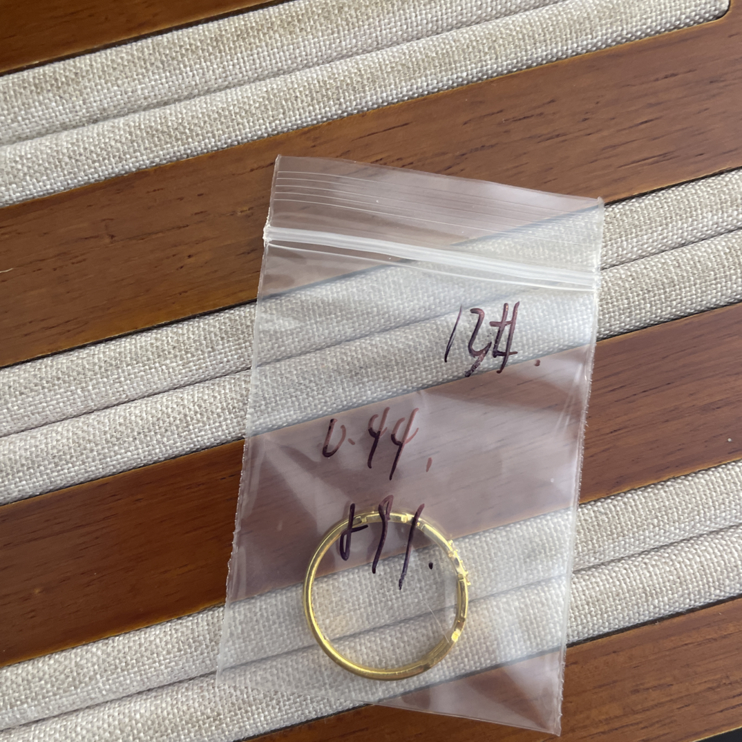 克重0.44 13号 链条6D戒指 足金999