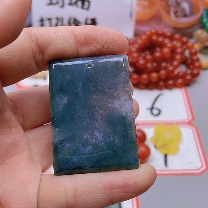 【闪购商品】玛瑙/玉髓珠宝半成品未镶嵌原***人