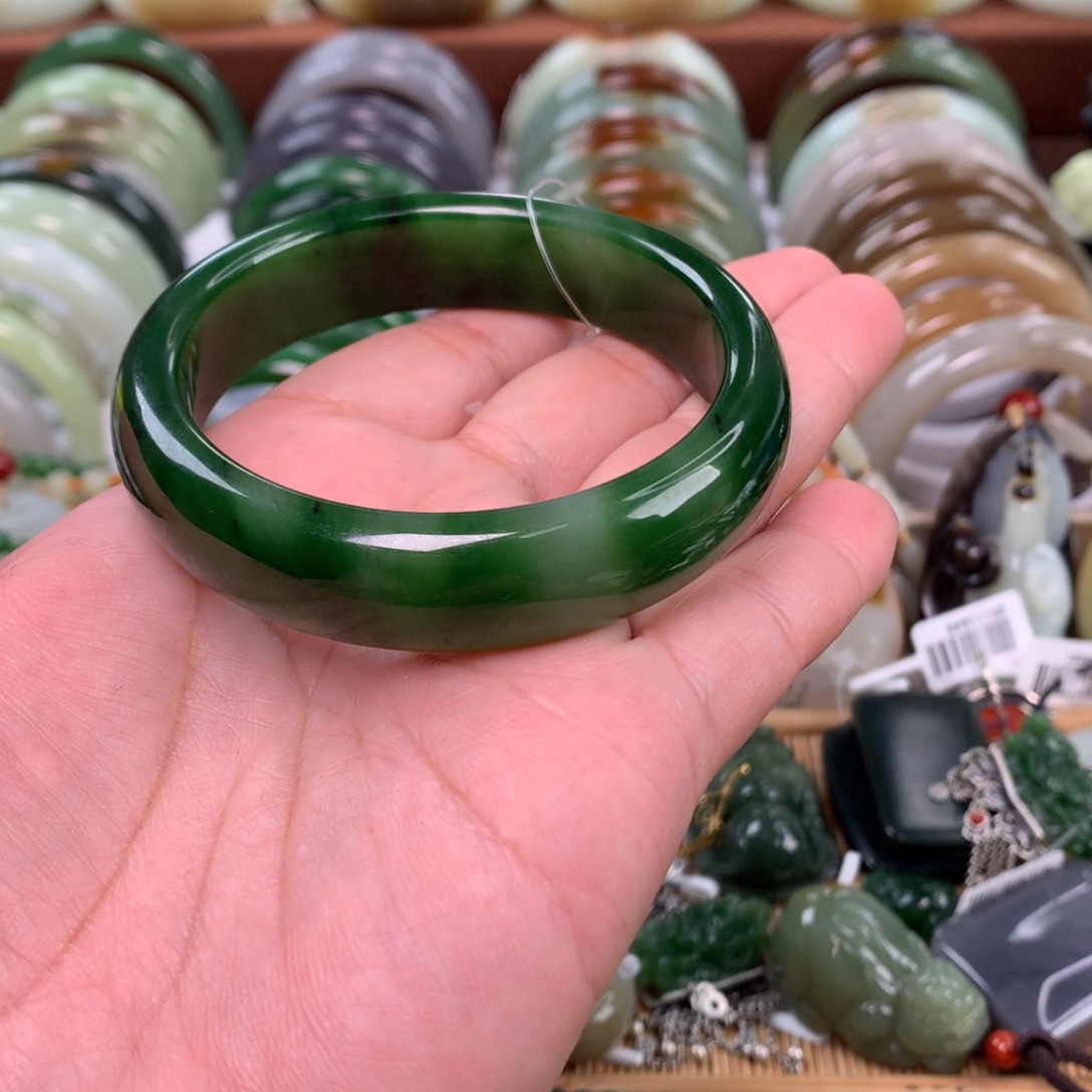 和田玉（碧玉）未镶嵌手镯59_60口径