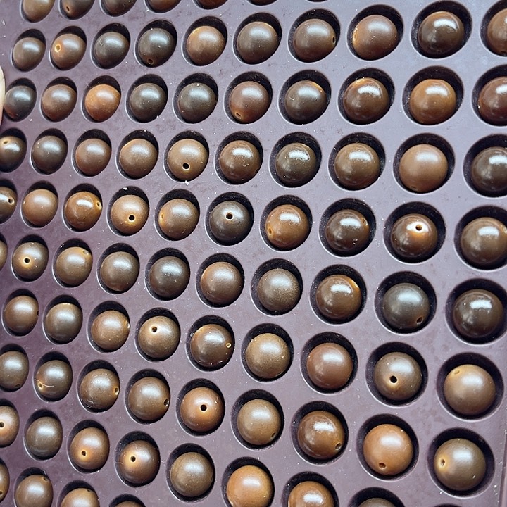 白玉菩提吊坠瑕疵10巧克力圆珠50颗卡灯牌宠60颗