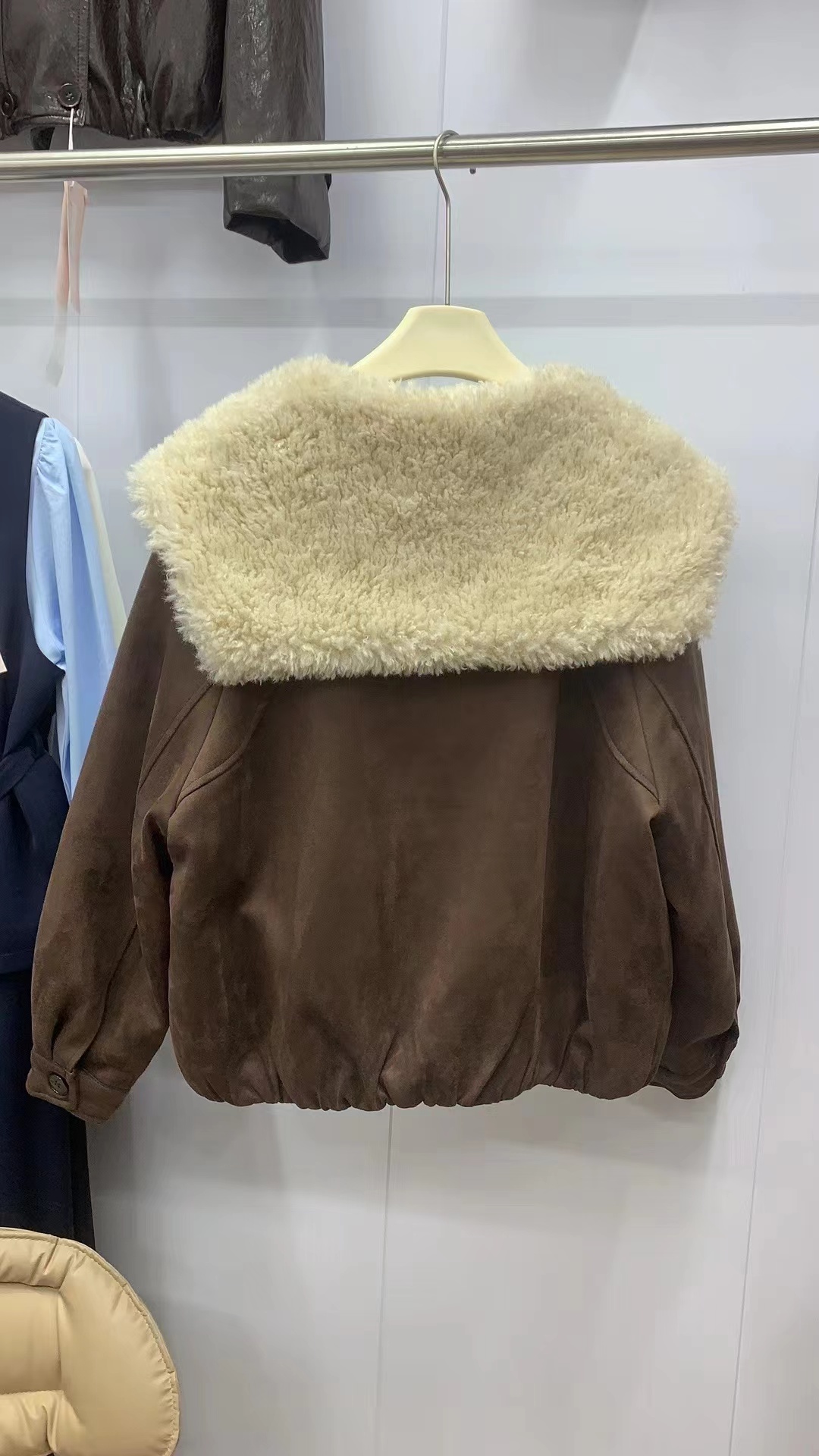 单单 【深咖大翻领】加厚毛毛厚外套时尚保暖气质