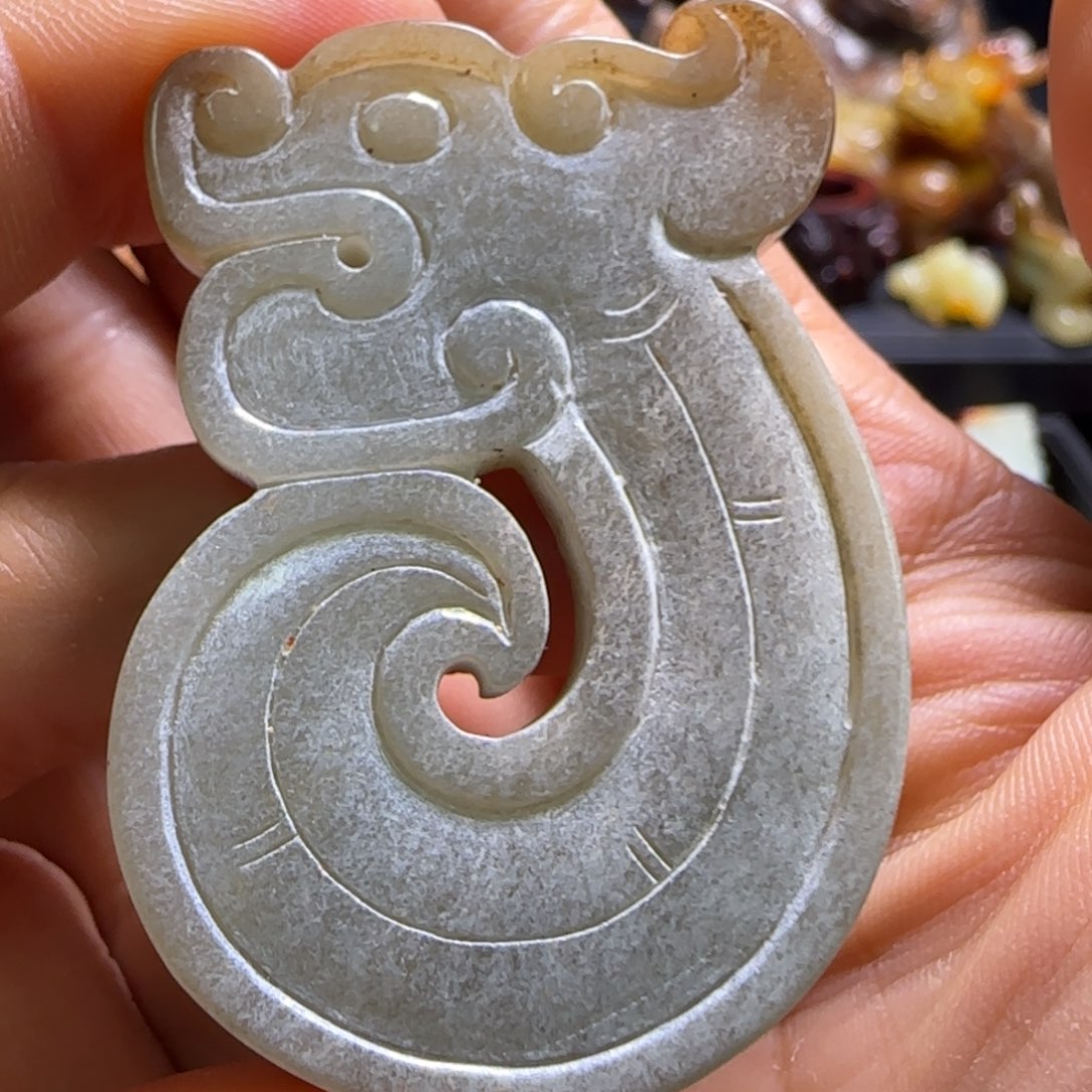 和田玉颈饰未镶嵌