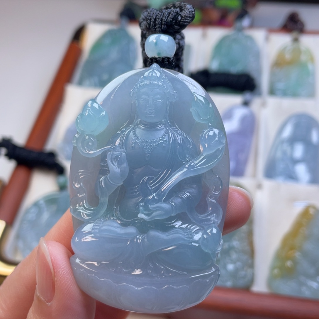 杜***柯翡翠未镶嵌颈饰天然翡翠