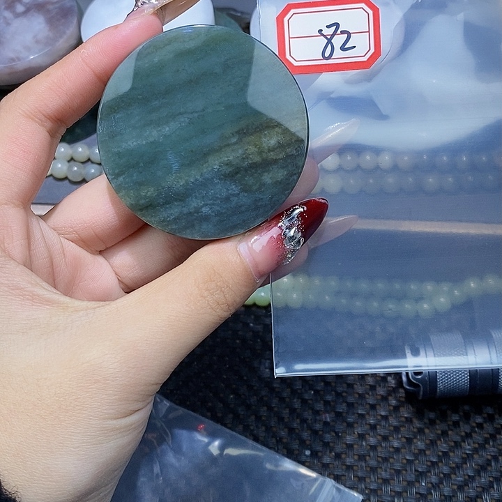 和田玉和田玉边角料随机发未镶嵌