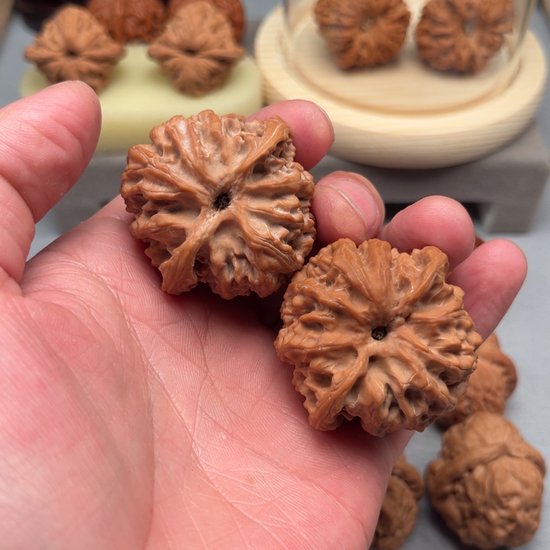 文玩核桃吊坠44大苹果