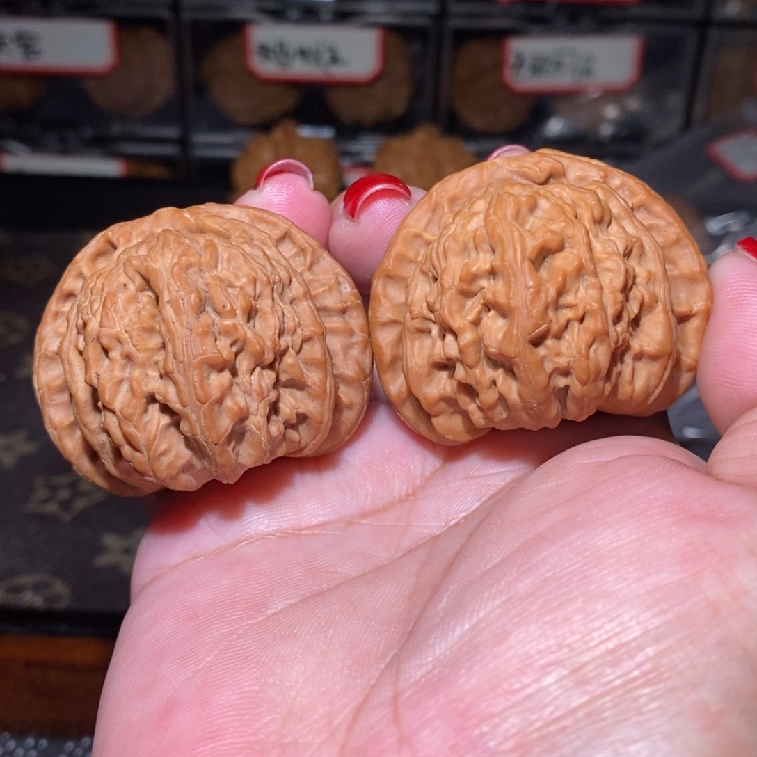 文玩核桃把件45球白
