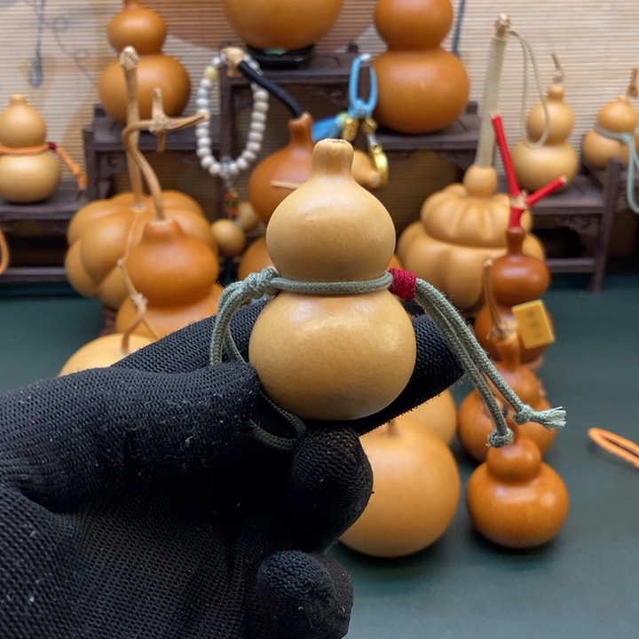 贾***猫葫芦000000000000128