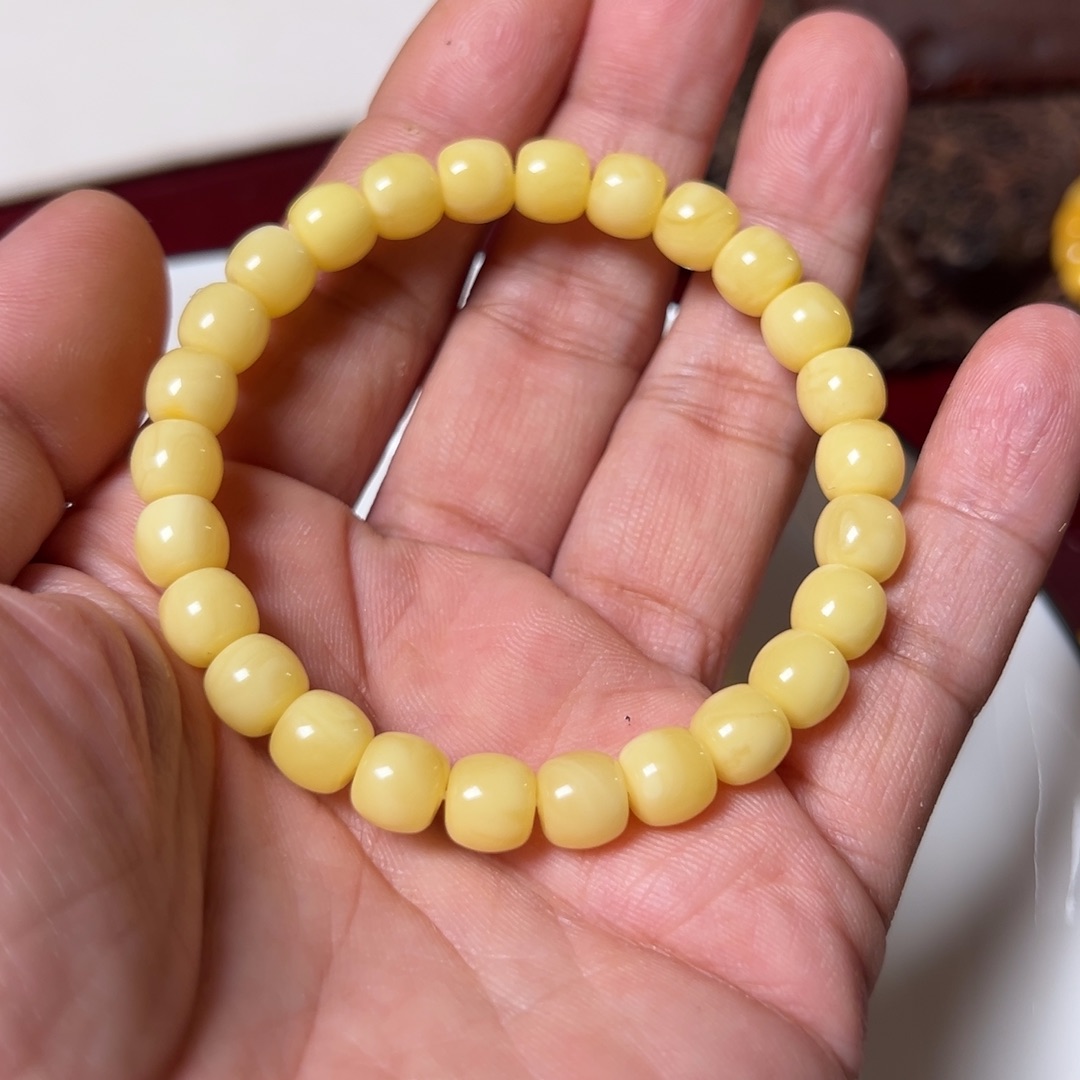 未镶嵌琥珀手链8*7.5