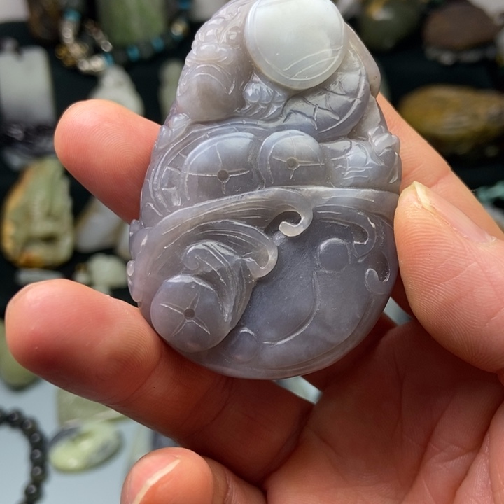 岁***！和田玉未镶嵌颈饰