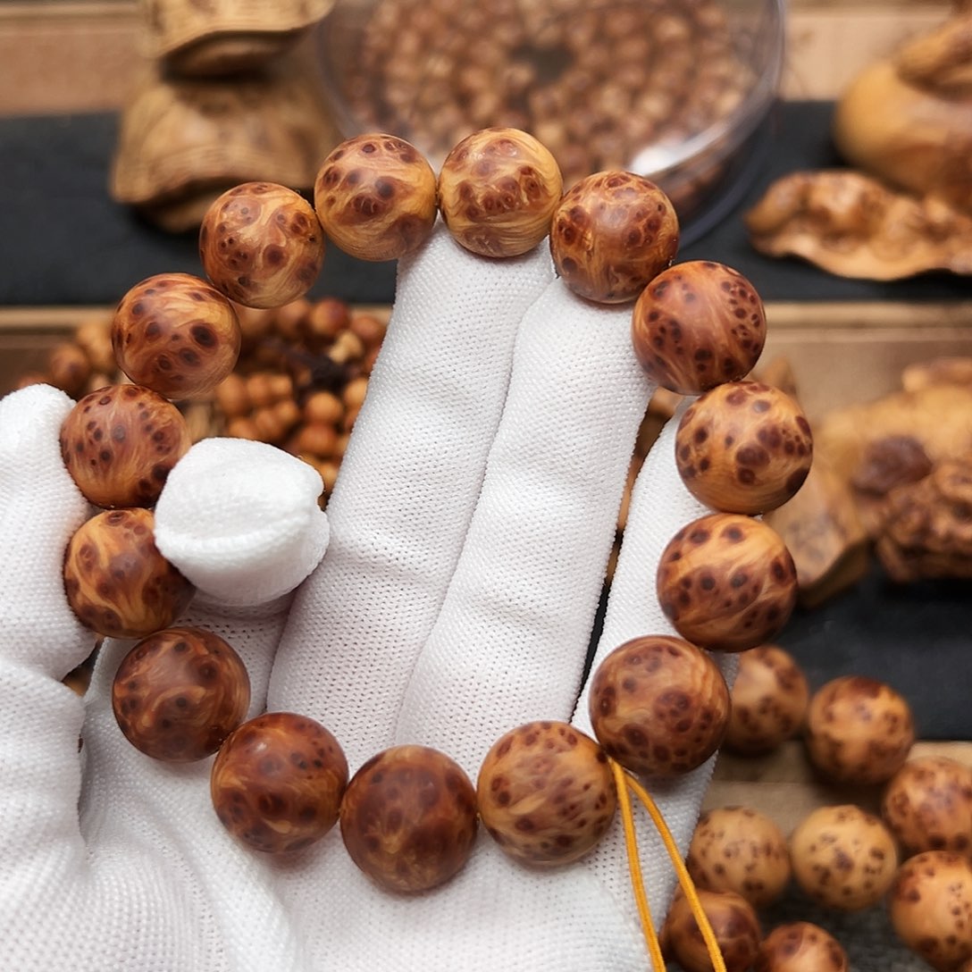 鳡***运手串/手链柏木（崖柏）