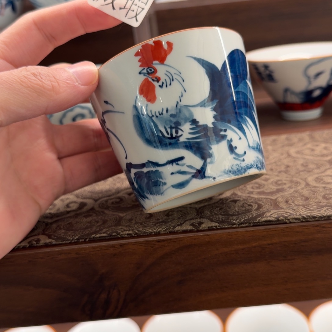 釉下手绘茶具微瑕