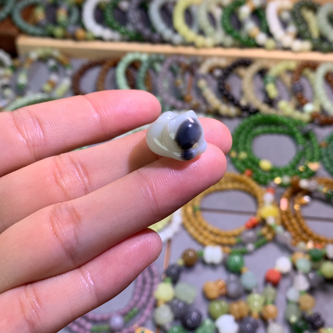 和田玉未镶嵌手链