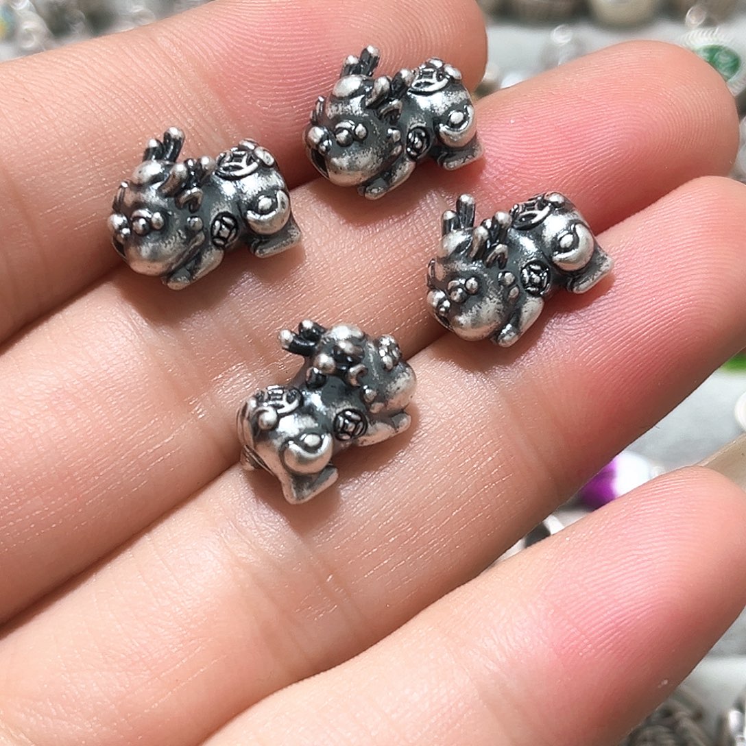 吊坠足银珐琅皮休宝宝