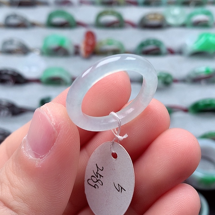 翡翠戒指未镶嵌18号