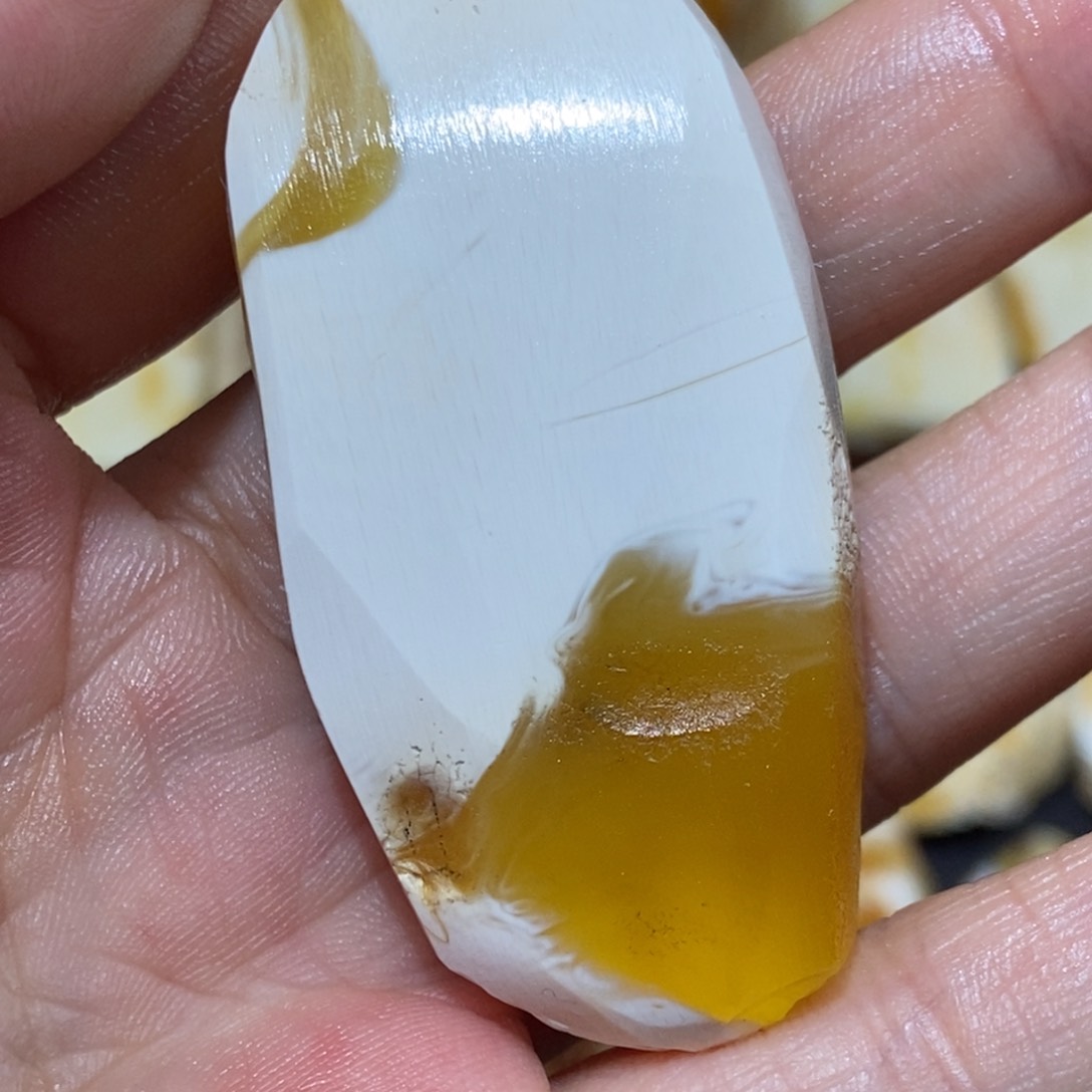 定制琥珀未镶嵌定制