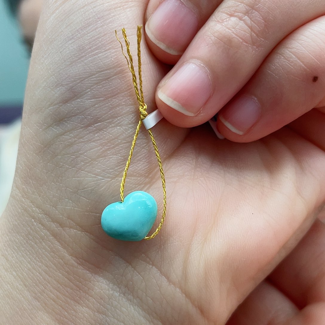 绿松石颈饰未镶嵌