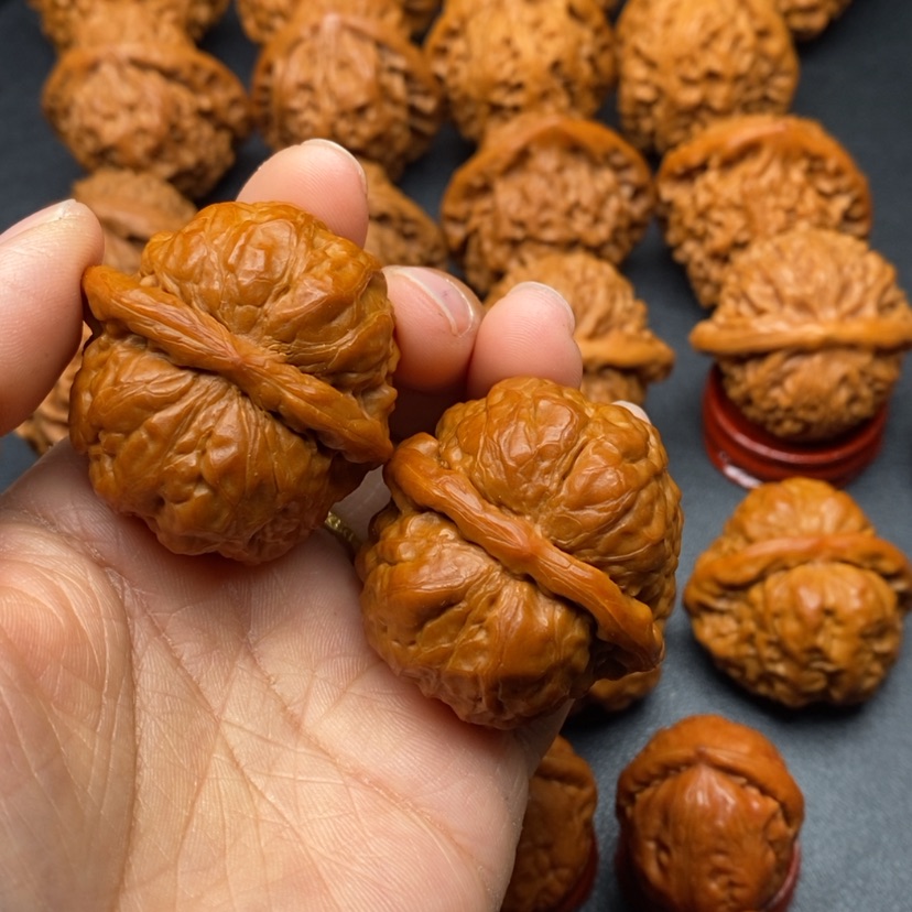 【闪购商品】文玩核桃把件（**）核桃