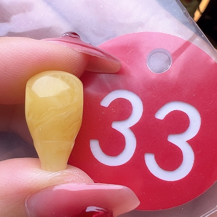 蜜蜡裸石未镶嵌10mm 三通