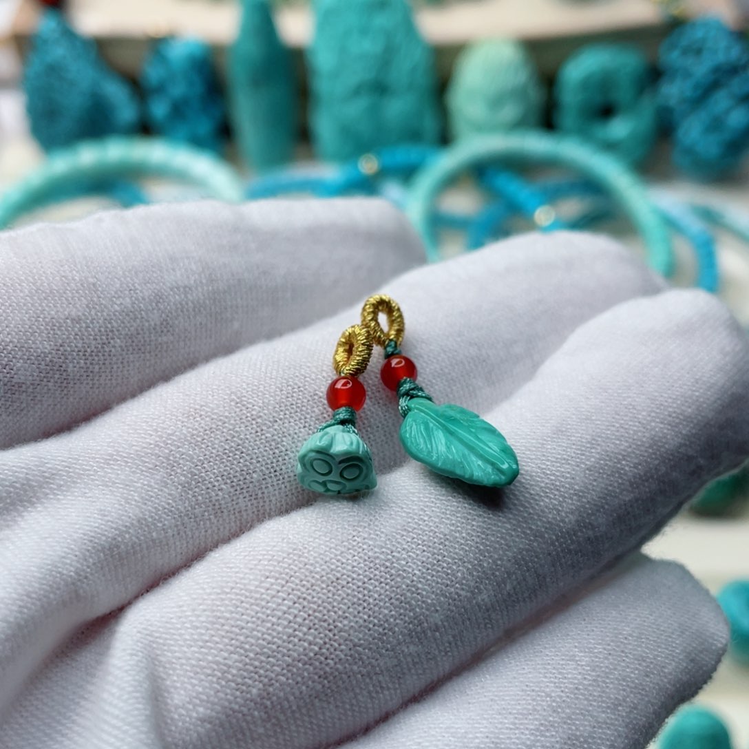 南红玛瑙未镶嵌珠宝奇石