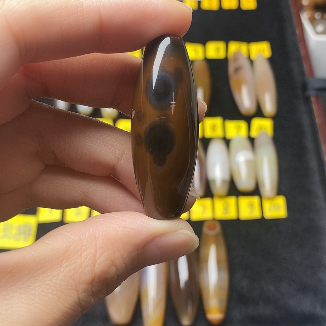 十***哥玛瑙/玉髓未镶嵌颈饰