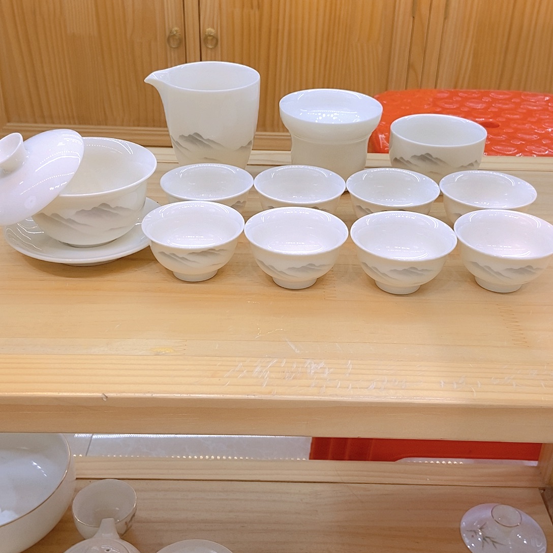 羊脂玉瓷茶具套装