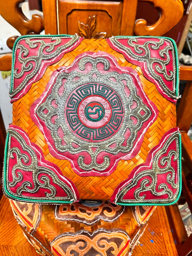 新款藏式落玛装零食竹筐双层加厚便携背带锁扣