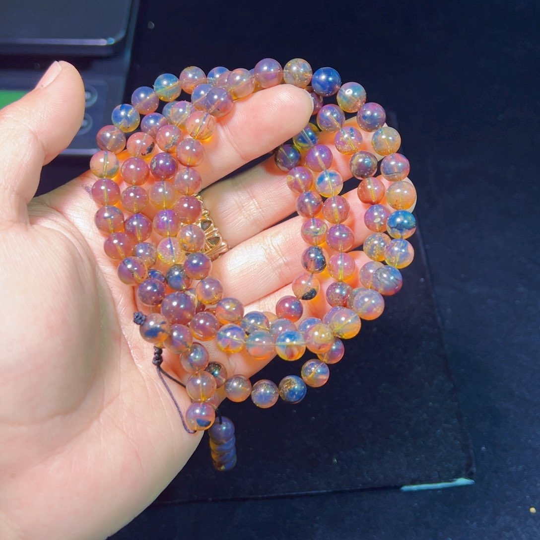 琥珀裸石未镶嵌琥珀