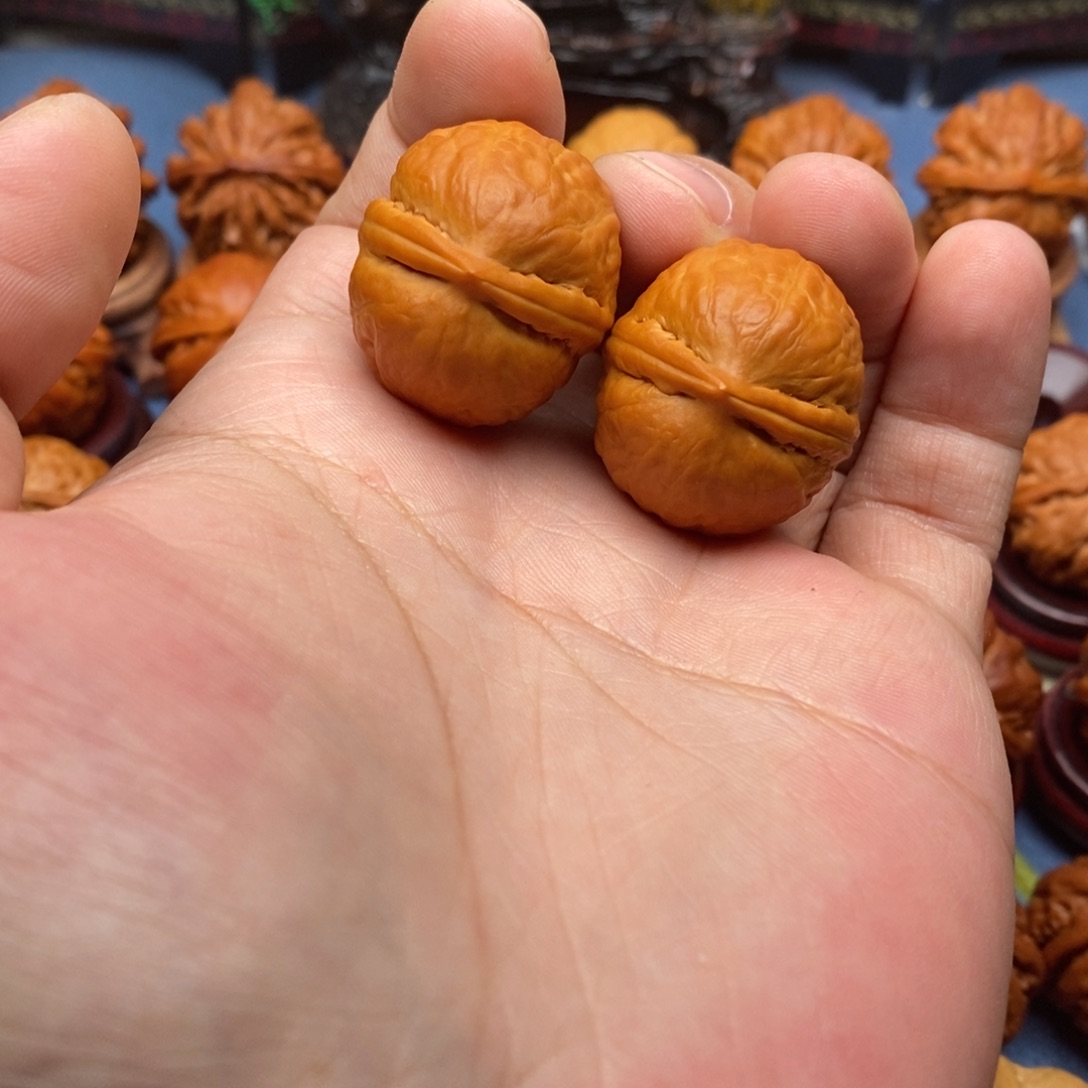 文玩核桃把件小石头