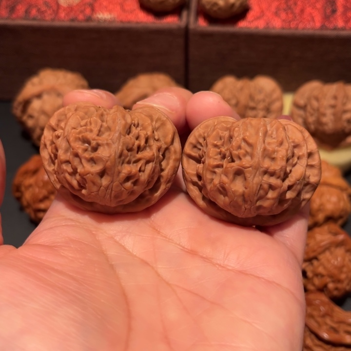 等***着吊坠文玩核桃玉玺宫灯