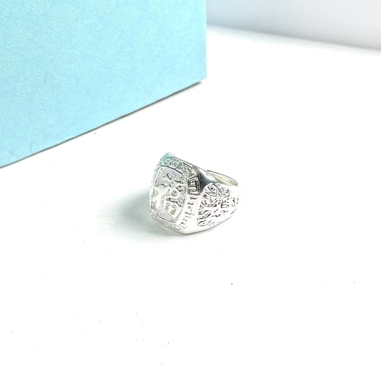 通体里外一致纯箔臻奢品t207时尚戒指