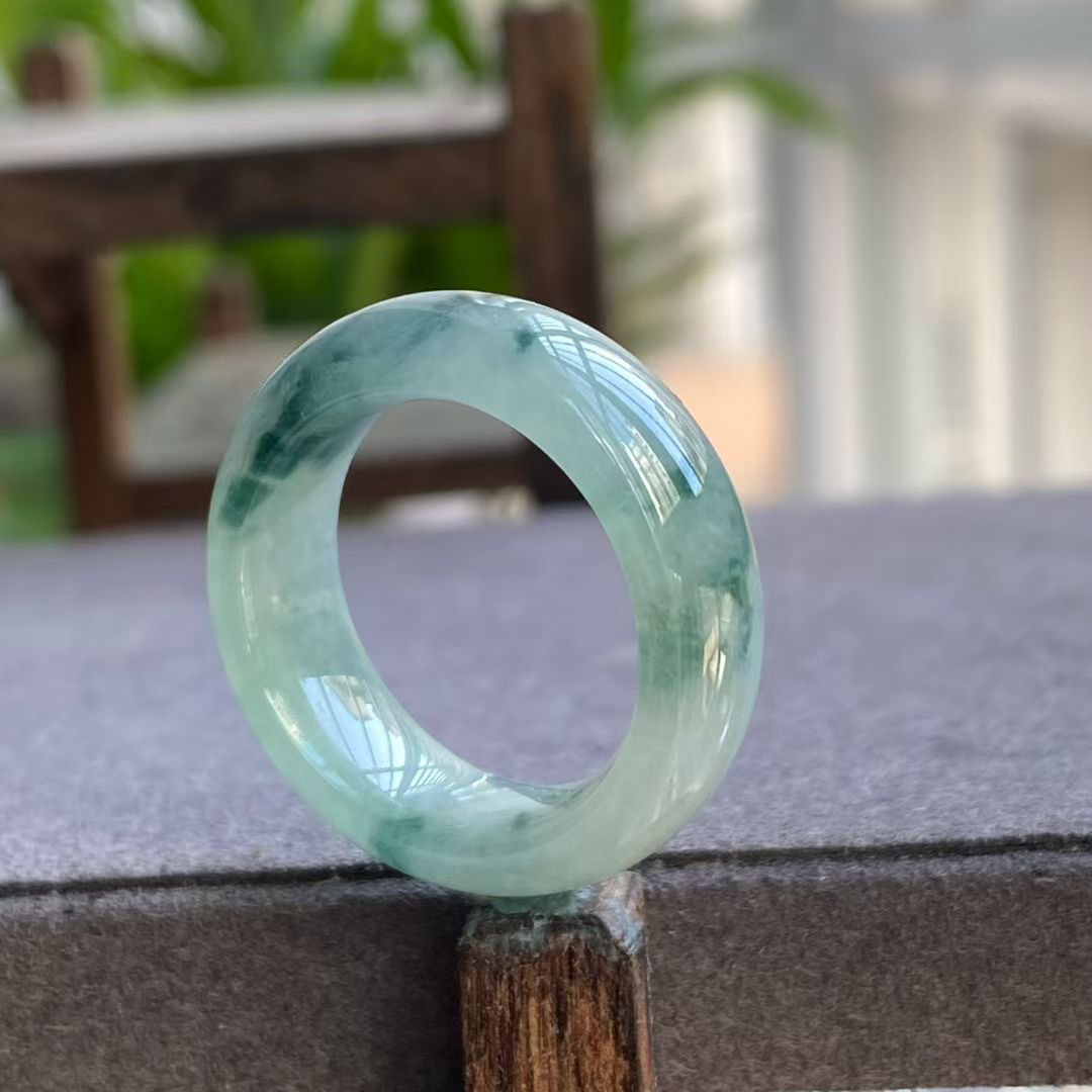 C1212 15号内径17.7-7.4-4.2冰飘蓝花戒指 底子细腻 种水好 种老 