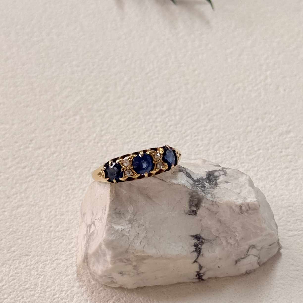 【六六中古】孤品复古18k金蓝宝石戒指ty3229港18欧57