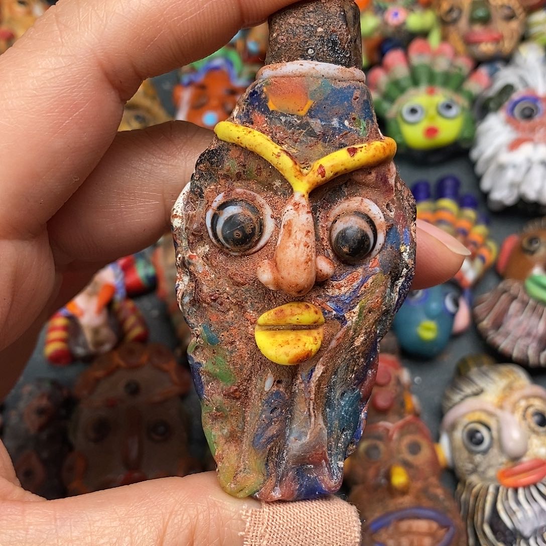 琉璃颈饰福利娃娃