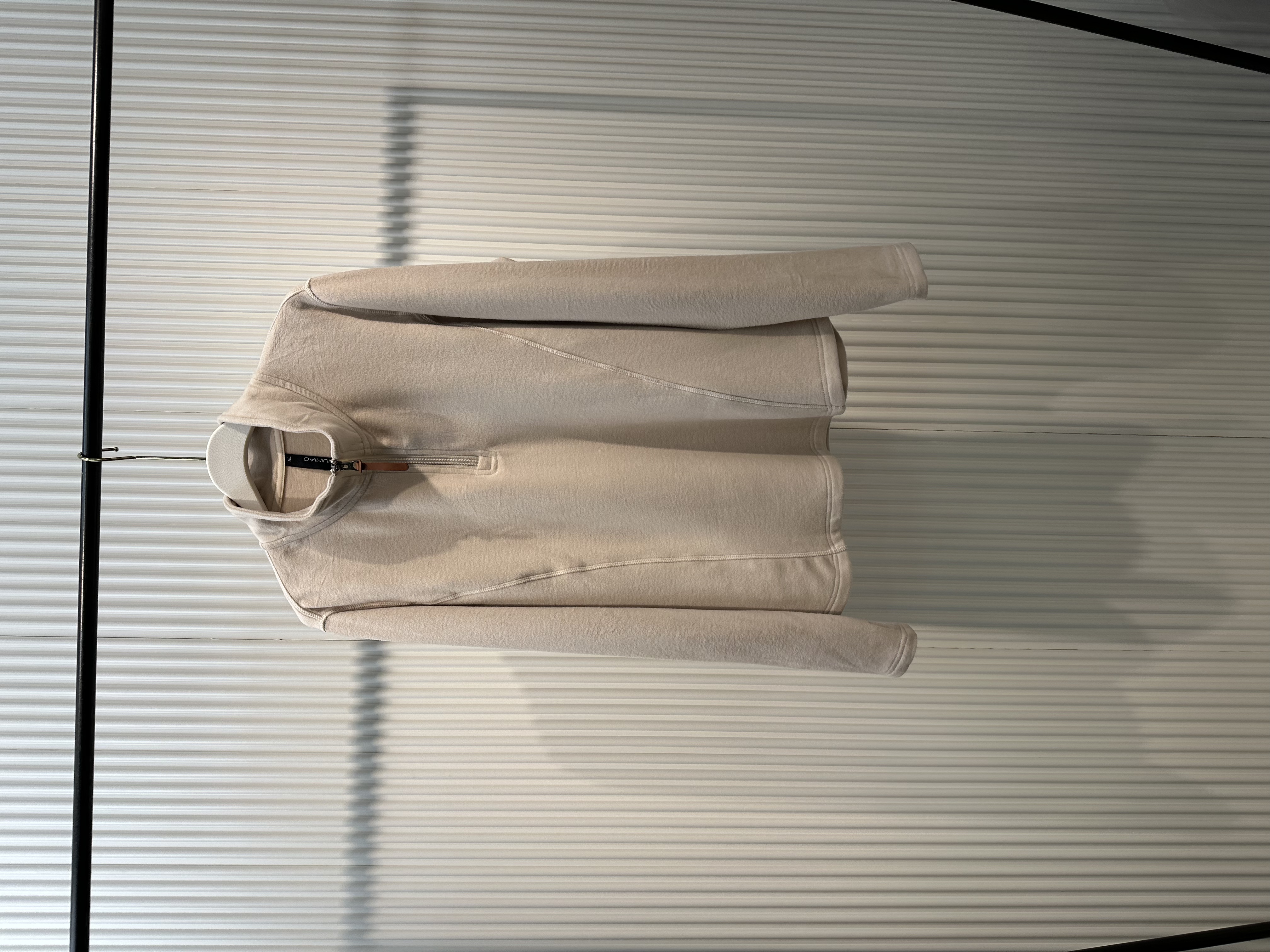 水淼/2025冬季新款时尚立领拉链小衫  41875