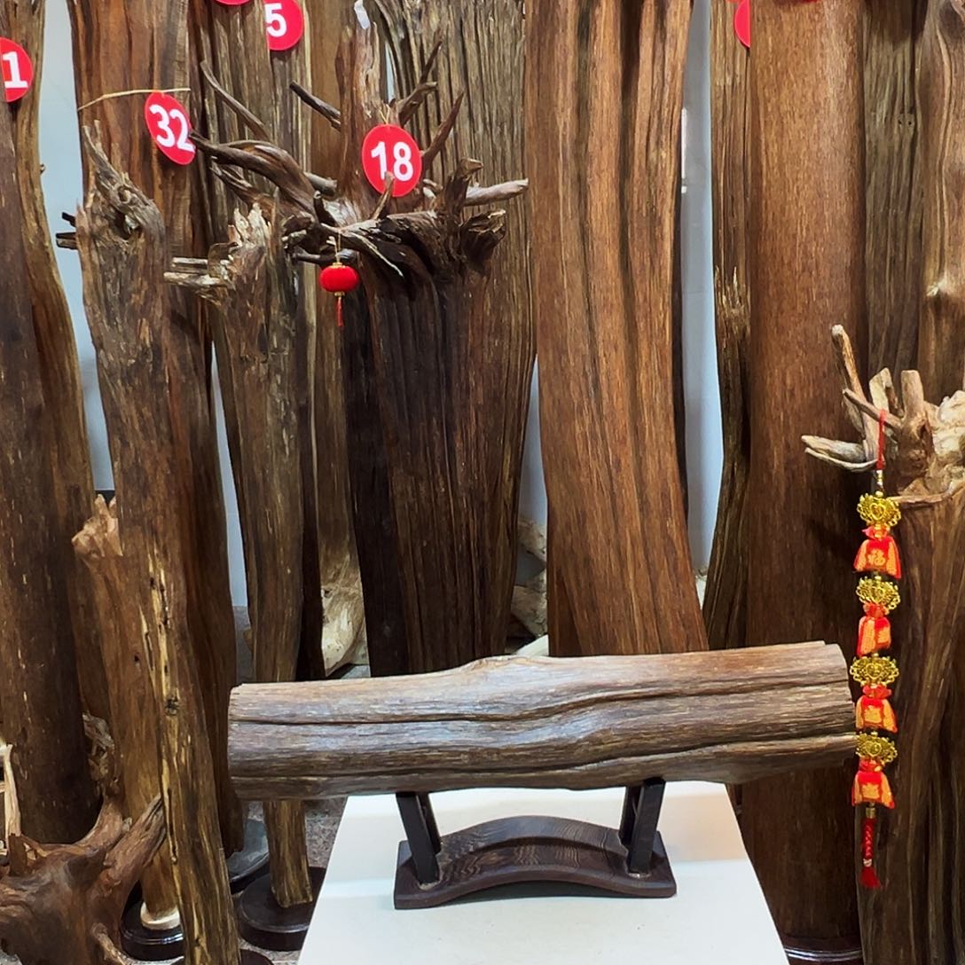 苏***钢沉香摆件沉香原料