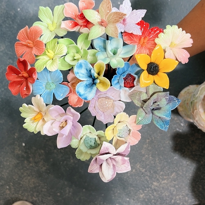 小***西摆件陶瓷等行业的生产和销售