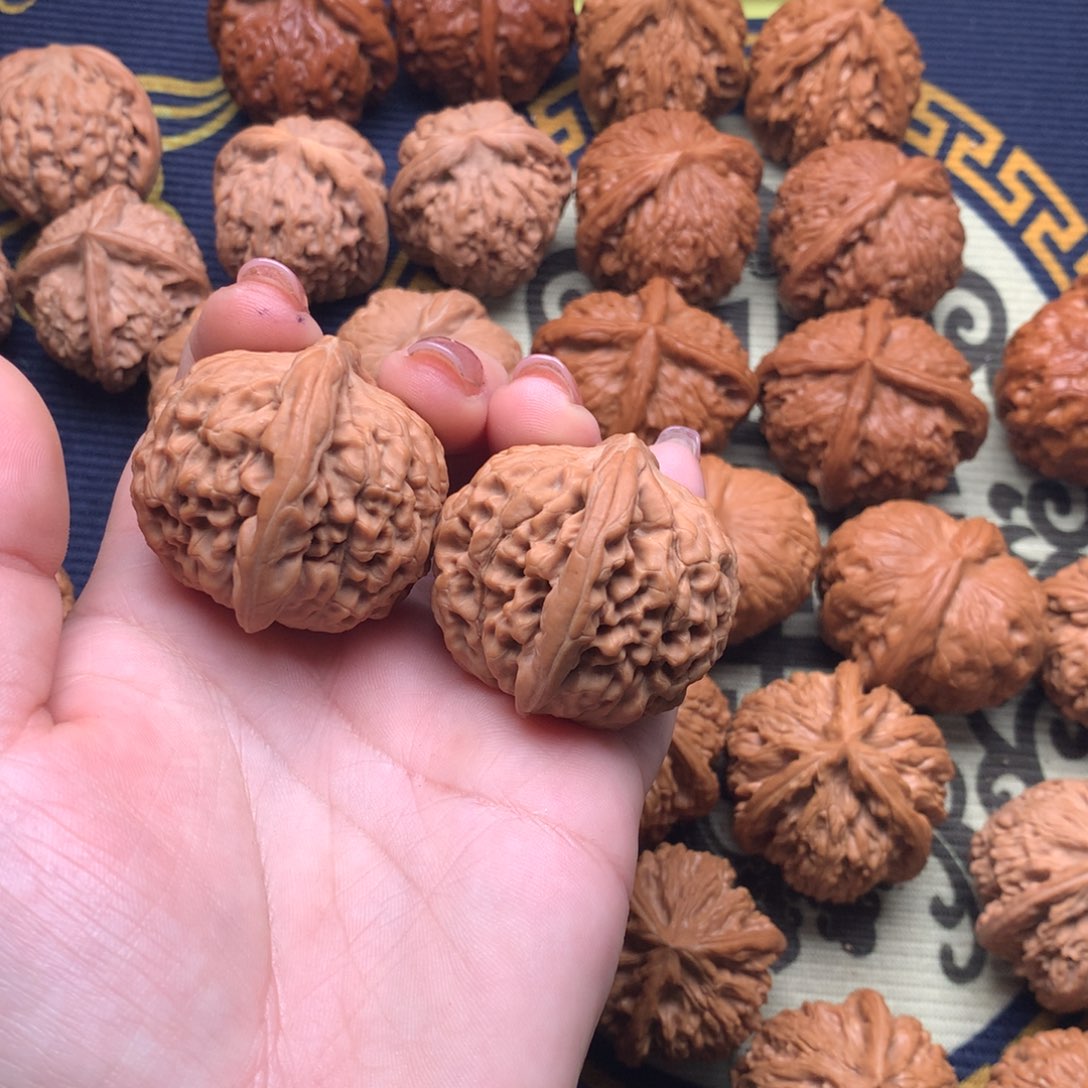 文玩核桃吊坠林莲花39