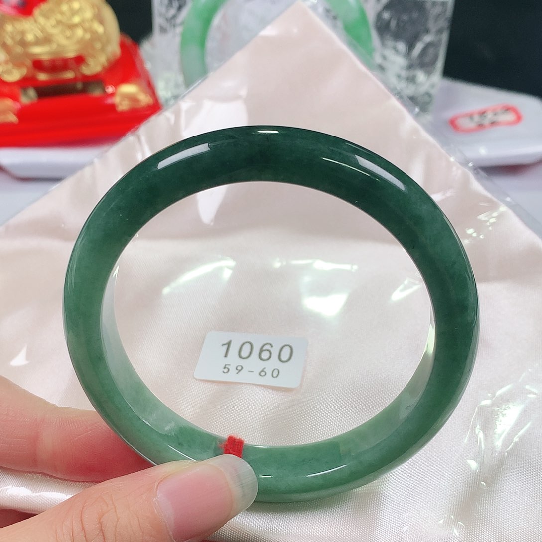 翡翠手镯未镶嵌  编号1060 正圈59-60