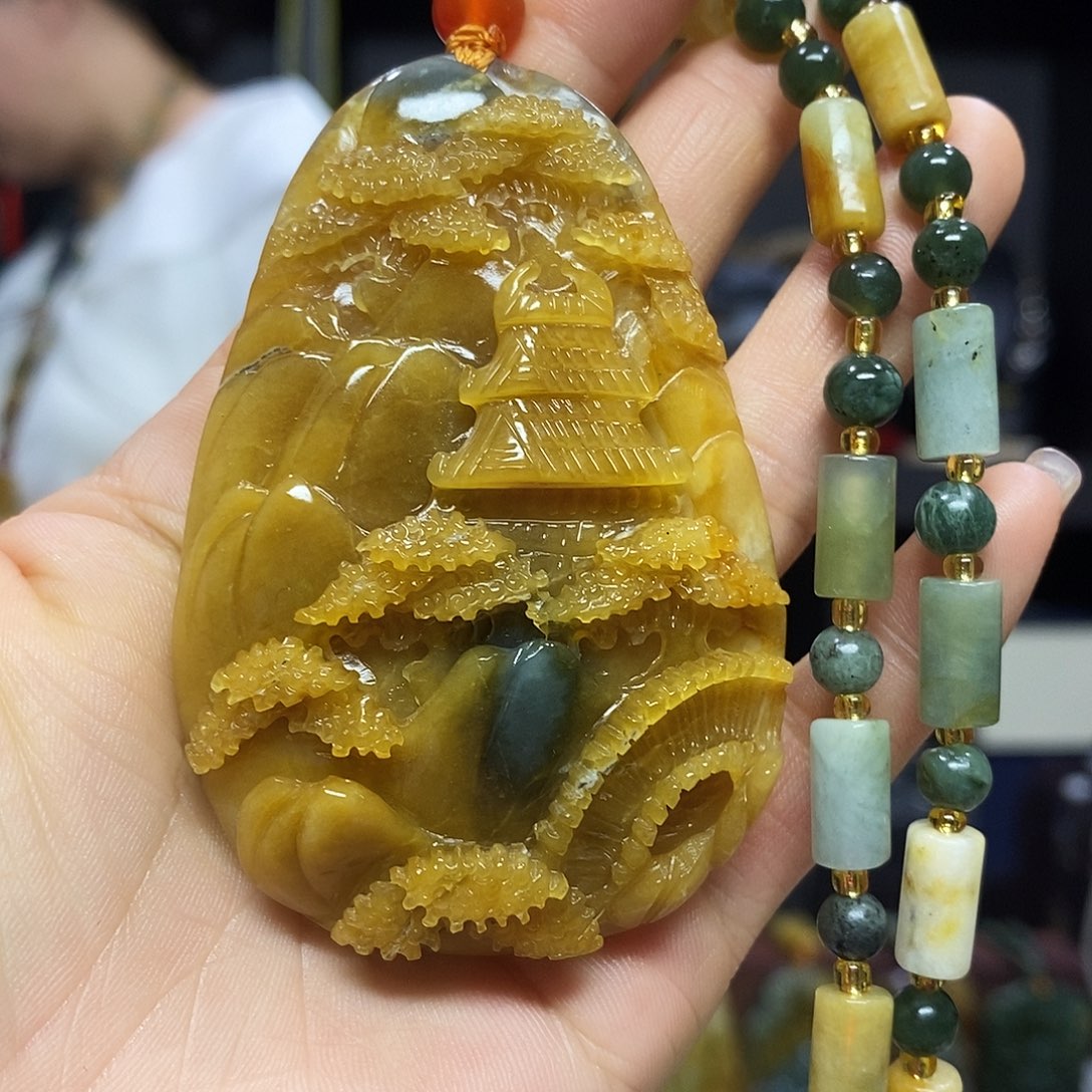 未镶嵌岫玉挂件吊坠