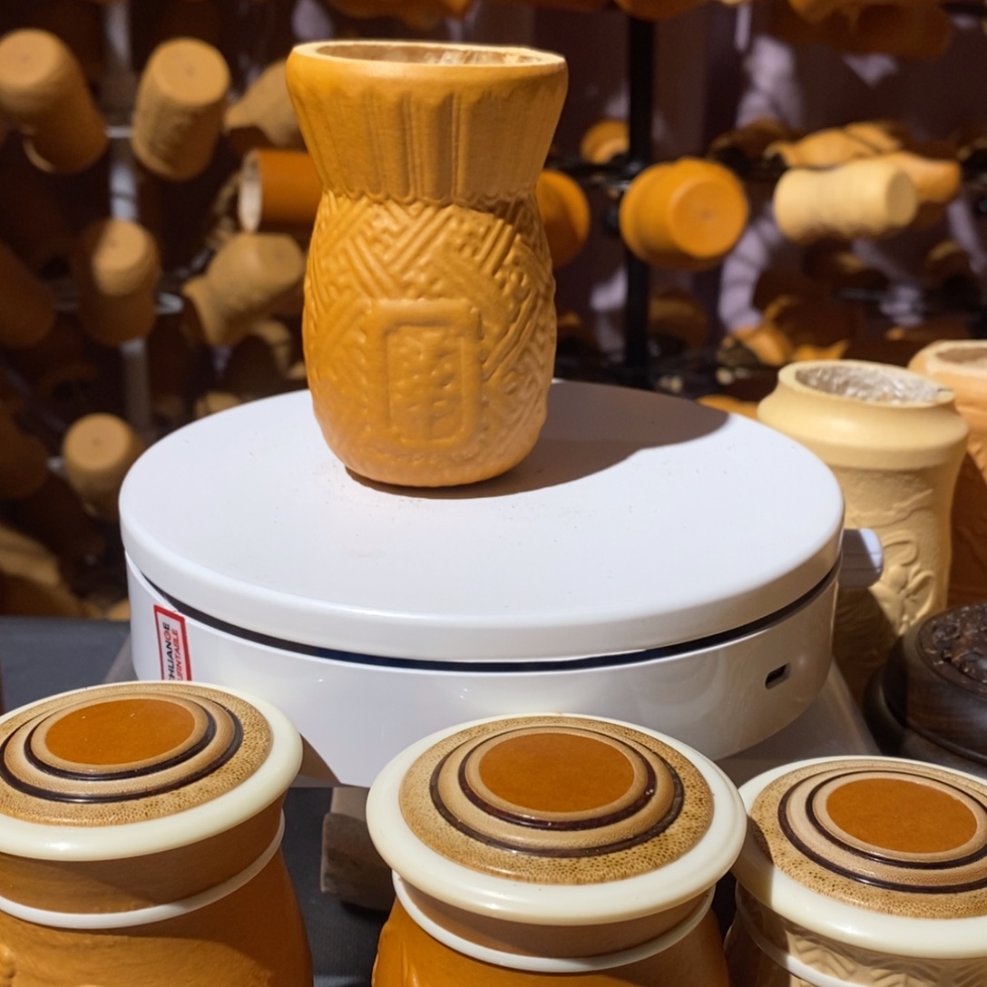 大叶紫檀（黑酸枝木类）