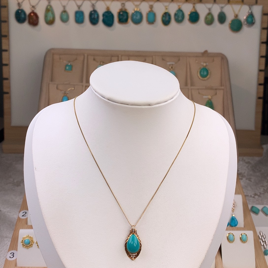 绿松石18K金镶嵌吊坠(不含链)