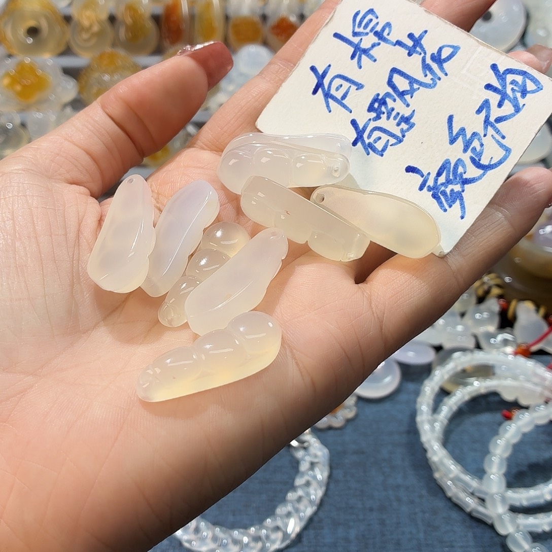 玛瑙/玉髓未镶嵌吊坠(不含链)